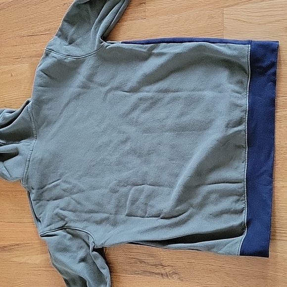 Boys youth xl /yxl under armour hoodie - Picture 4 of 4